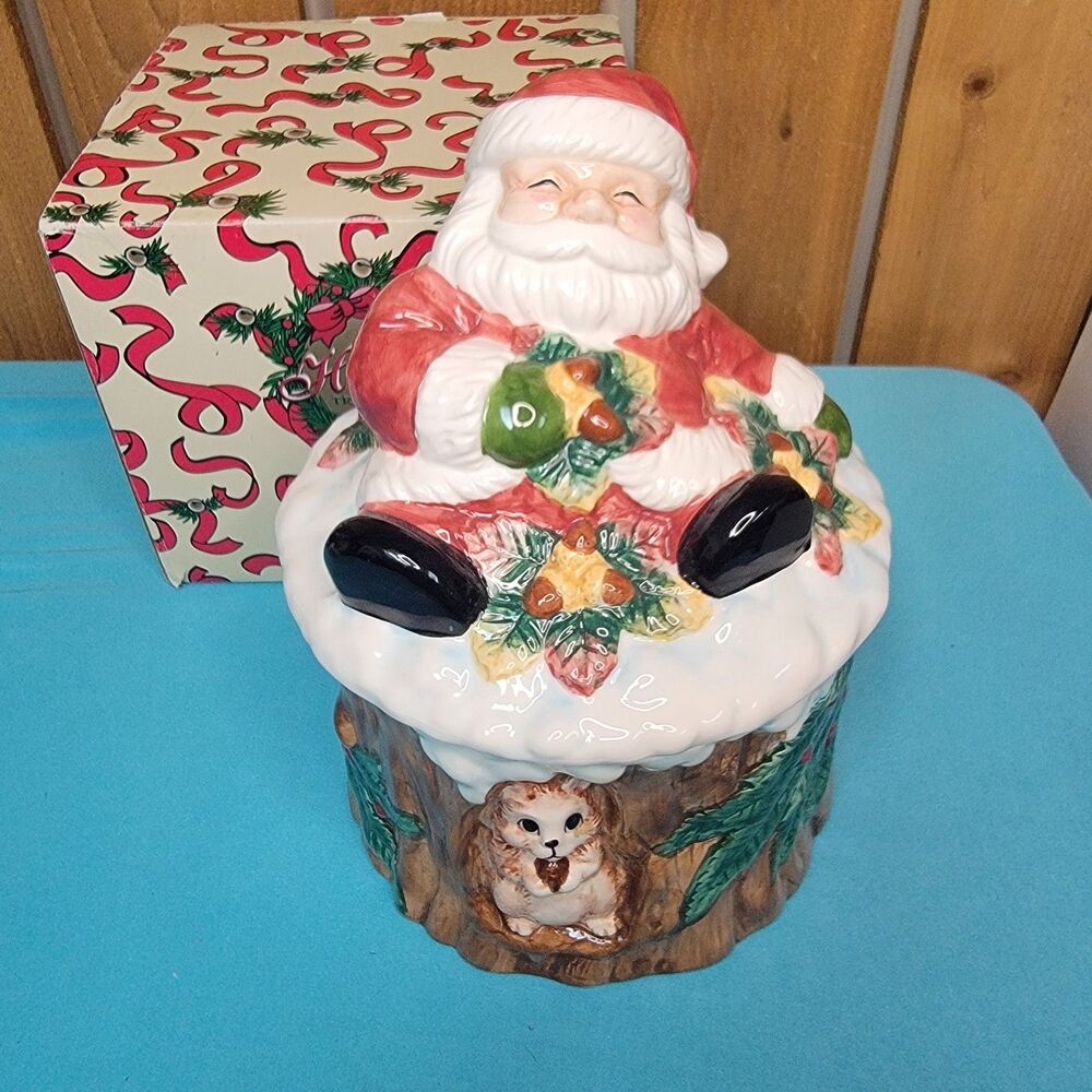 VTG World Bazaar Inc Santa on Tree Stump Christmas Cookie Jar Ceramic 7 1/4 x 10